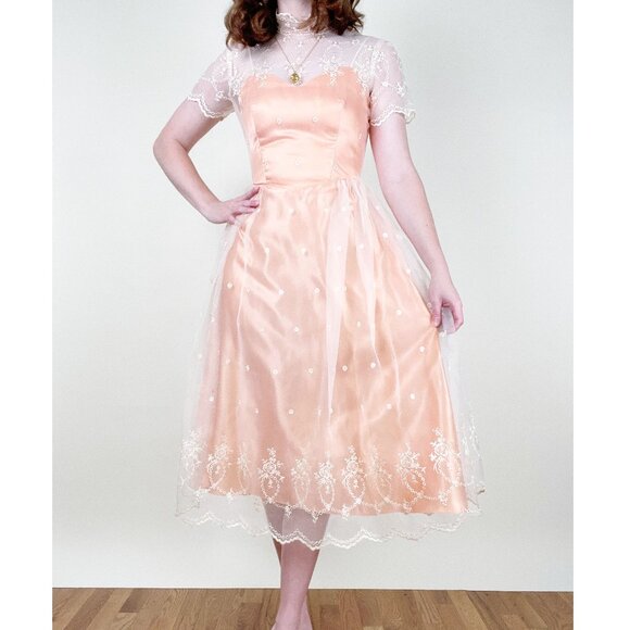 Vintage Union Made Midi Dress Lace Floral Pleated Romantic Formal Feminine Girly - Picture 1 of 11